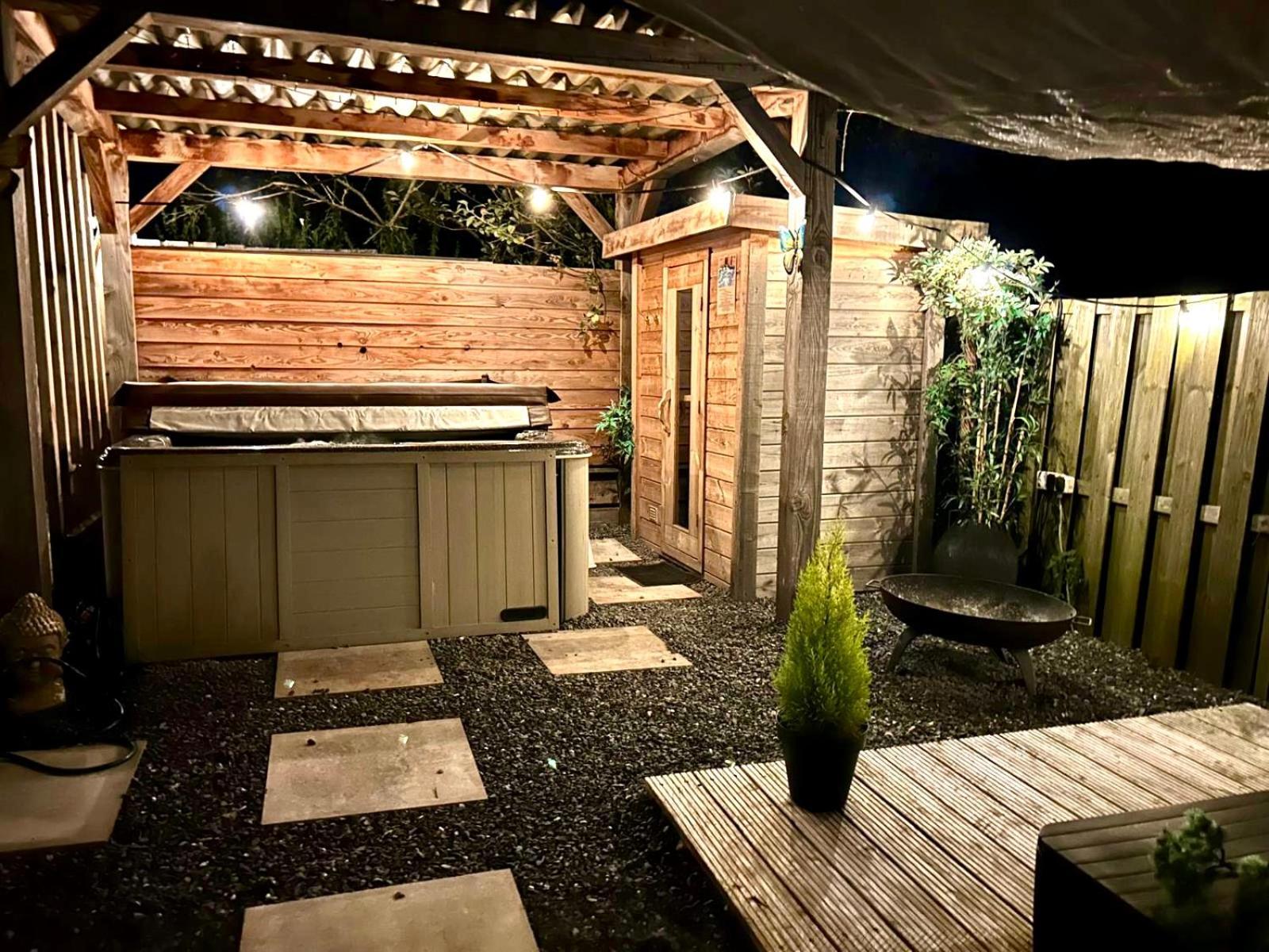 Wellness Bungalow With Jacuzzi &Sauna&Private Garden Near Amsterdam Vijfhuizen Exteriér fotografie